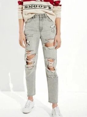 Snoopy Embroidered Light Gray Distressed Women's Jeans
